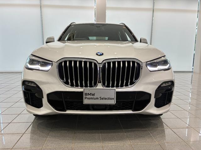 Ｘ５ ｘＤｒｉｖｅ　４５ｅ　Ｍスポーツ　全国２年保証　ブラックヴァーネスカレザー　ヘッドアップディスプレイ　フロントベンチレーションシート　フロントサイドリヤカメラ　アクティブクルーズコントロール　ＴＶファンクション　コンフォートアクセス（35枚目）