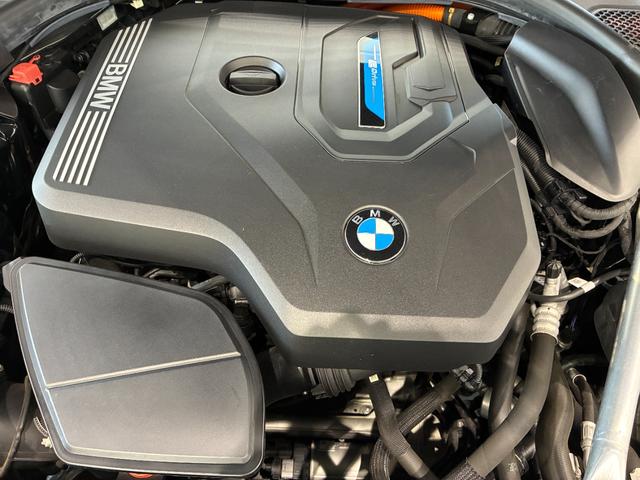 ５シリーズ ５３０ｅ　Ｍスポーツ　エディションジョイ＋　全国２年保証　１９インチＭライトアロイホイール　ブラックダコタレザー　ヘッドアップディスプレイ　フロントサイドリヤカメラ　フロントシートヒーティング　アクティブクルーズＣ　ＴＶファンクション（13枚目）