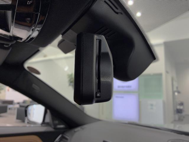 Ｍ２ ベースグレード　全国２年保証、レザーシート、ＬＥＤヘッドライト、２０インチアルミホイール、ＡＣＣ（28枚目）