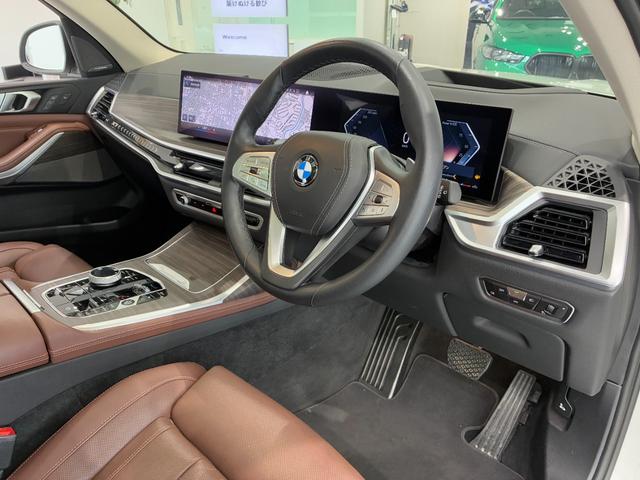 Ｘ７ ｘＤｒｉｖｅ　４０ｄエクセレンス　全国２年保証、３列シート、パノラマガラスサンルーフ、レザーシート、フルセグＴＶチューナー、ＬＥＤヘッドライト、２１インチアルミホイール、ＡＣＣ（21枚目）