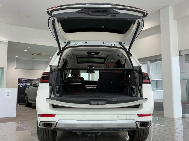 Ｘ７ ｘＤｒｉｖｅ　４０ｄエクセレンス　全国２年保証、３列シート、パノラマガラスサンルーフ、レザーシート、フルセグＴＶチューナー、ＬＥＤヘッドライト、２１インチアルミホイール、ＡＣＣ（38枚目）