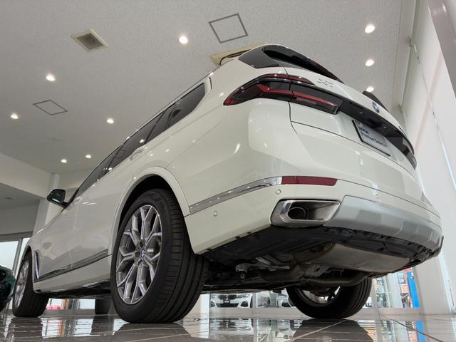 Ｘ７ ｘＤｒｉｖｅ　４０ｄエクセレンス　全国２年保証、３列シート、パノラマガラスサンルーフ、レザーシート、フルセグＴＶチューナー、ＬＥＤヘッドライト、２１インチアルミホイール、ＡＣＣ（40枚目）