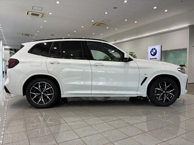 Ｘ３ ｘＤｒｉｖｅ　２０ｄ　Ｍスポーツ　全国２年保証、パノラマガラスサンルーフ、レザーシート、ＬＥＤヘッドライト、１９インチアルミホイール、ＡＣＣ（4枚目）