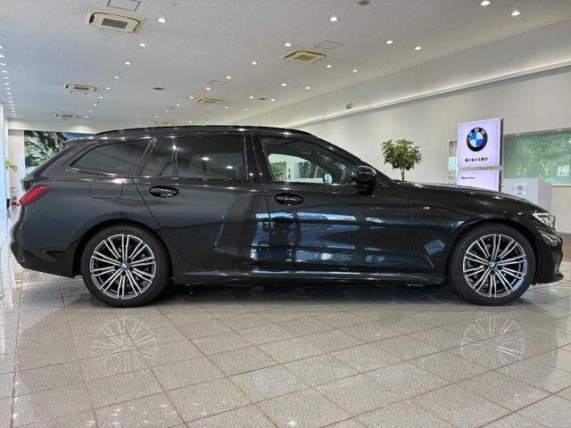 ３シリーズ ３２０ｄ　ｘＤｒｉｖｅツーリングＭスポツＥＤジョイ＋　全国２年保証、レザーシート、パワーリアゲート、ＬＥＤヘッドライト、１８インチアルミホイール、ＡＣＣ（4枚目）