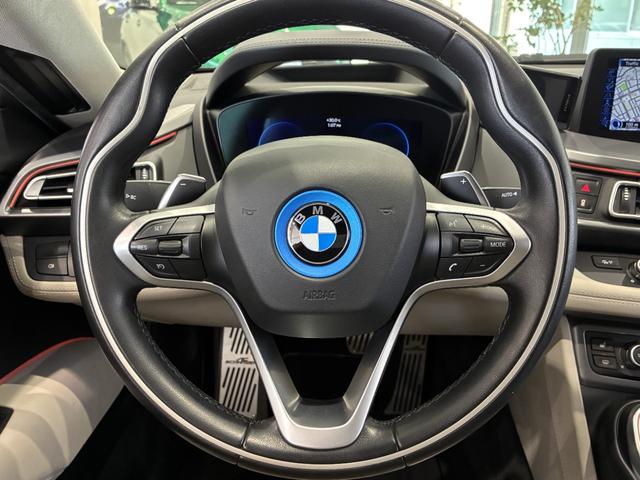 ｉ８ ベースグレード　全国１年保証、レザーシート、ＬＥＤヘッドライト、２０インチアルミホイール、ＡＣＣ、ＥＴＣ（15枚目）