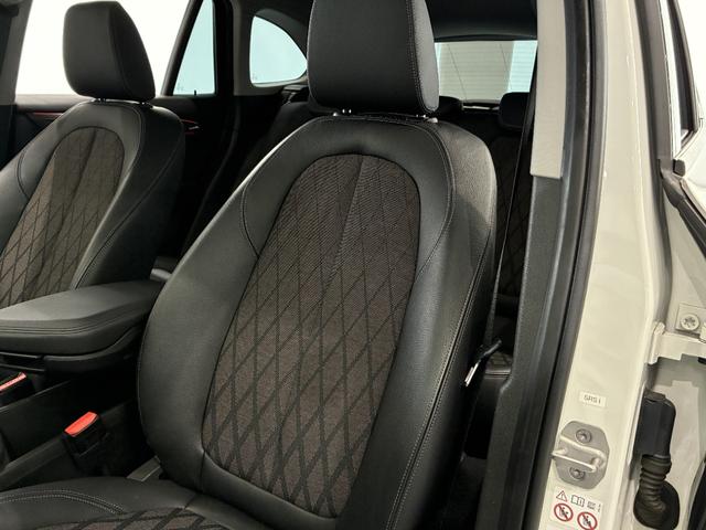 Ｘ１ ｘＤｒｉｖｅ　１８ｄ　全国２年保証　ハーフレザーシート　パワーリアゲート、ＬＥＤヘッドライト　１８インチアルミホイール　ＥＴＣ（23枚目）