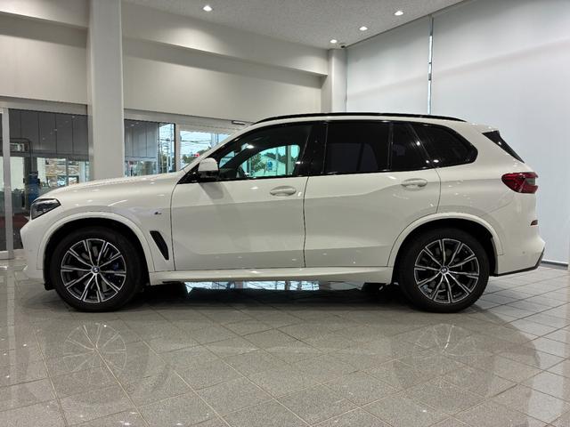 Ｘ５ ｘＤｒｉｖｅ　３５ｄ　Ｍスポーツ　全国２年保証　レザーシート　フルセグＴＶチューナー　ＬＥＤヘッドライト　２０インチアルミホイール　ＬＥＤヘッドライト　ＡＣＣ（5枚目）