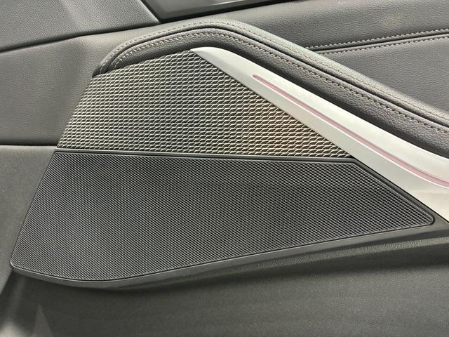 Ｘ５ ｘＤｒｉｖｅ　３５ｄ　Ｍスポーツ　全国２年保証　レザーシート　フルセグＴＶチューナー　ＬＥＤヘッドライト　２０インチアルミホイール　ＬＥＤヘッドライト　ＡＣＣ（33枚目）
