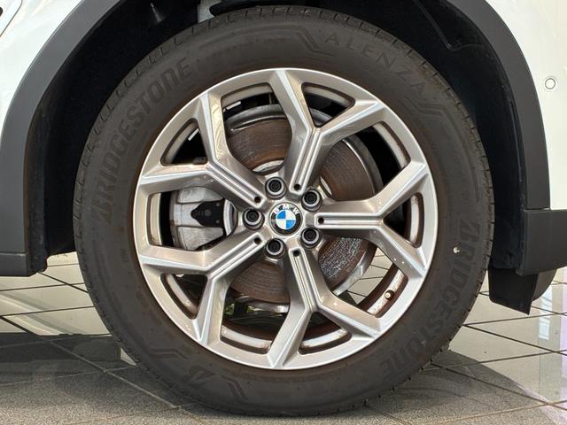 Ｘ３ ｘＤｒｉｖｅ　２０ｄ　全国２年保証　レザーシート　パノラマガラスサンルーフ　フルセグＴＶチューナー　ＬＥＤヘッドライト　１９インチアルミホイール　ＡＣＣ（6枚目）
