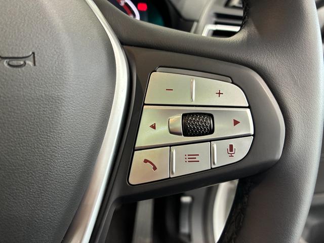 Ｘ３ ｘＤｒｉｖｅ　２０ｄ　全国２年保証　レザーシート　パノラマガラスサンルーフ　フルセグＴＶチューナー　ＬＥＤヘッドライト　１９インチアルミホイール　ＡＣＣ（12枚目）