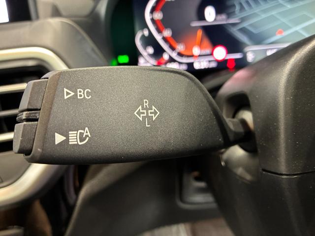 Ｘ３ ｘＤｒｉｖｅ　２０ｄ　全国２年保証　レザーシート　パノラマガラスサンルーフ　フルセグＴＶチューナー　ＬＥＤヘッドライト　１９インチアルミホイール　ＡＣＣ（16枚目）