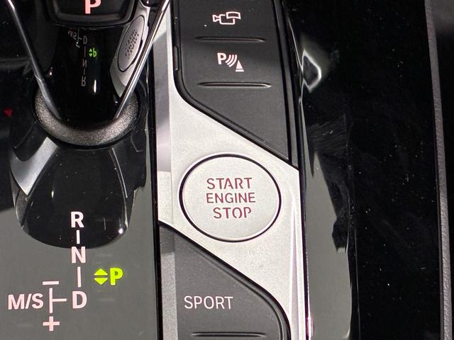 Ｘ３ Ｍ４０ｄ　全国２年保証　レザーシート　パノラマガラスサンルーフ　フルセグＴＶチューナー　ＬＥＤヘッドライト　２０インチアルミホイール　ＡＣＣ（19枚目）