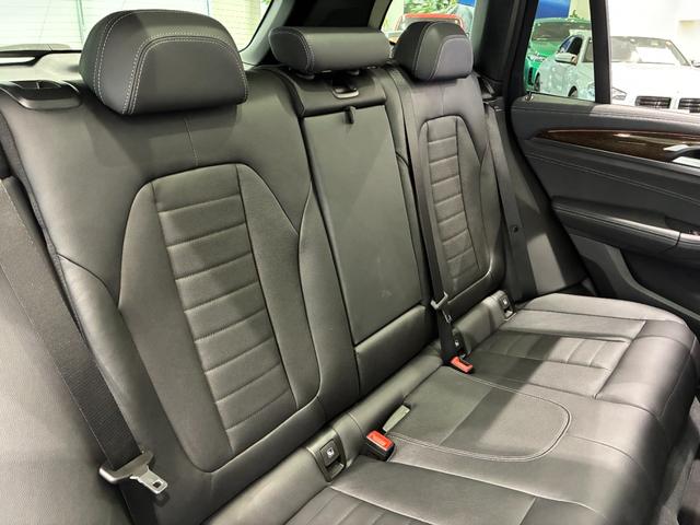 Ｘ３ Ｍ４０ｄ　全国２年保証　レザーシート　パノラマガラスサンルーフ　フルセグＴＶチューナー　ＬＥＤヘッドライト　２０インチアルミホイール　ＡＣＣ（22枚目）