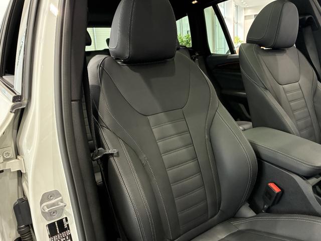 Ｘ３ Ｍ４０ｄ　全国２年保証　レザーシート　パノラマガラスサンルーフ　フルセグＴＶチューナー　ＬＥＤヘッドライト　２０インチアルミホイール　ＡＣＣ（23枚目）