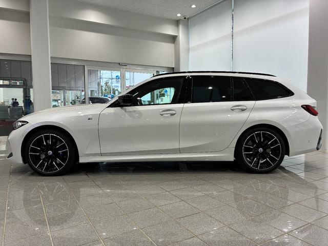 ３シリーズ Ｍ３４０ｉ　ｘＤｒｉｖｅツーリング　全国２年保証　パノラマガラスサンルーフ　レザーシート　フルセグＴＶチューナー　ＬＥＤヘッドライト　１９インチアルミホイール　ＡＣＣ（5枚目）
