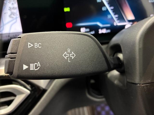 ３シリーズ Ｍ３４０ｉ　ｘＤｒｉｖｅツーリング　全国２年保証　パノラマガラスサンルーフ　レザーシート　フルセグＴＶチューナー　ＬＥＤヘッドライト　１９インチアルミホイール　ＡＣＣ（16枚目）