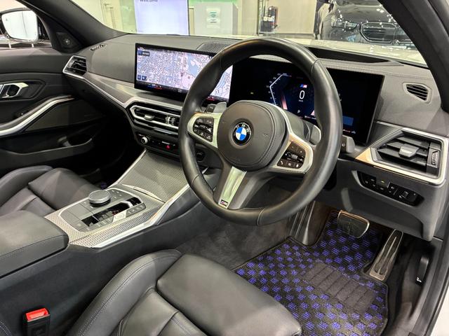 ３シリーズ Ｍ３４０ｉ　ｘＤｒｉｖｅツーリング　全国２年保証　パノラマガラスサンルーフ　レザーシート　フルセグＴＶチューナー　ＬＥＤヘッドライト　１９インチアルミホイール　ＡＣＣ（21枚目）