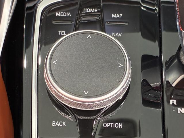 Ｍ４ Ｍ４カブリオレ　コンペティション　Ｍ　ｘＤｒｉｖｅ　レザーシート　フルセグＴＶチューナー　ＬＥＤヘッドライト　１９　２０インチアルミホイール　ＡＣＣ（18枚目）
