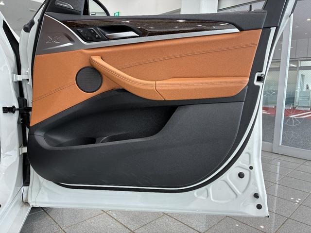 Ｘ３ Ｍ４０ｉ　雹害車両　全国２年保証　パノラマガラスサンルーフ　レザーシート　フルセグＴＶチューナー　ＬＥＤヘッドライト　パワーリアゲート　２０インチアルミホイール　ＡＣＣ（31枚目）