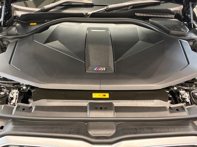 ｉ５ Ｍ６０　ｘＤｒｉｖｅ　全国２年保証　レザーシートフル　セグＴＶチューナー　ＬＥＤヘッドライト　パワーリアゲート　２０インチアルミホイール　ＡＣＣ（13枚目）
