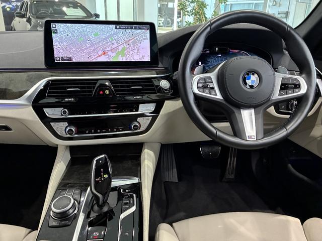 ５シリーズ ５２３ｄ　ｘＤｒｉｖｅ　Ｍスポーツ　レザーシート　フルセグＴＶチューナー　パワーリアゲート　ＬＥＤヘッドライト　１９インチアルミホイール　ＡＣＣ（2枚目）