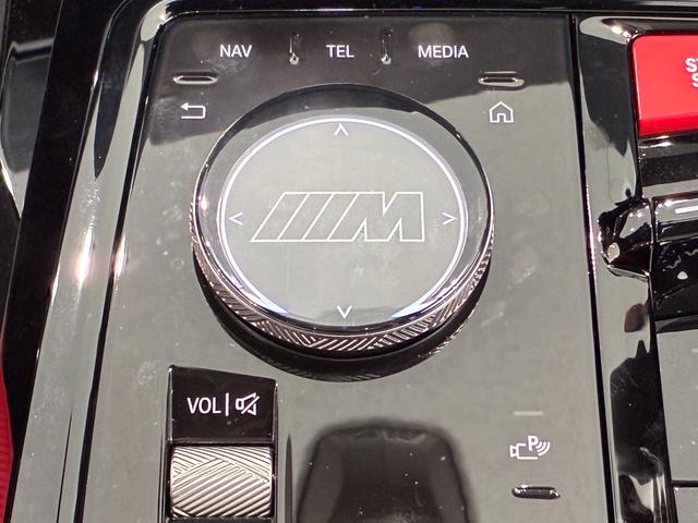 Ｍ５ Ｍ５ツーリング　全国２年保証　ガラスサンルーフ　レザーシート　フルセグＴＶチューナー　パワーリアゲート　ＬＥＤヘッドライト　２０インチアルミホイール　ＡＣＣ（18枚目）