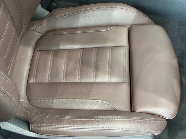 ｉ４ ｅＤｒｉｖｅ　４０　Ｍスポーツ　ハイラインパッケージ　全国２年保証　コンフォートパッケージ　レザーシート　ＬＥＤヘッドライト　１８インチアルミホイール　ＡＣＣ　ＥＴＣ（25枚目）