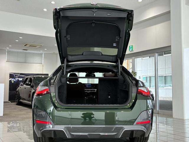 ｉ４ ｅＤｒｉｖｅ　４０　Ｍスポーツ　ハイラインパッケージ　全国２年保証　コンフォートパッケージ　レザーシート　ＬＥＤヘッドライト　１８インチアルミホイール　ＡＣＣ　ＥＴＣ（37枚目）