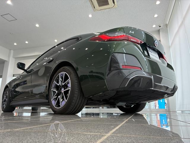 ｉ４ ｅＤｒｉｖｅ　４０　Ｍスポーツ　ハイラインパッケージ　全国２年保証　コンフォートパッケージ　レザーシート　ＬＥＤヘッドライト　１８インチアルミホイール　ＡＣＣ　ＥＴＣ（39枚目）