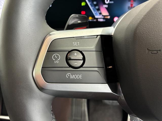 Ｘ２ ｘＤｒｉｖｅ　２０ｉ　Ｍスポーツ　全国２年保証　ガラスサンルーフ　ハーマンカードンスピーカー　レザーシート　ＬＥＤヘッドライト　１９インチアルミホイール　ＡＣＣ　ＥＴＣ（11枚目）