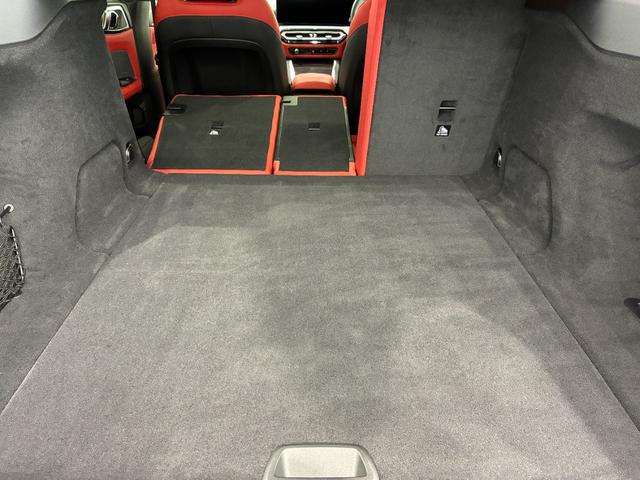 ｉ４ Ｍ５０　ｘＤｒｉｖｅ　全国２年保証　ガラスサンルーフ　レザーシート　フルセグＴＶチューナー　パワーリアゲート　ＬＥＤヘッドライト　１９インチアルミホイール　ＡＣＣ　ＥＴＣ（39枚目）