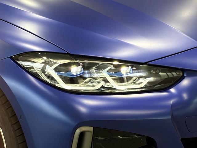 ｉ４ Ｍ５０　ｘＤｒｉｖｅ　全国２年保証　ガラスサンルーフ　レザーシート　フルセグＴＶチューナー　パワーリアゲート　ＬＥＤヘッドライト　１９インチアルミホイール　ＡＣＣ　ＥＴＣ（41枚目）