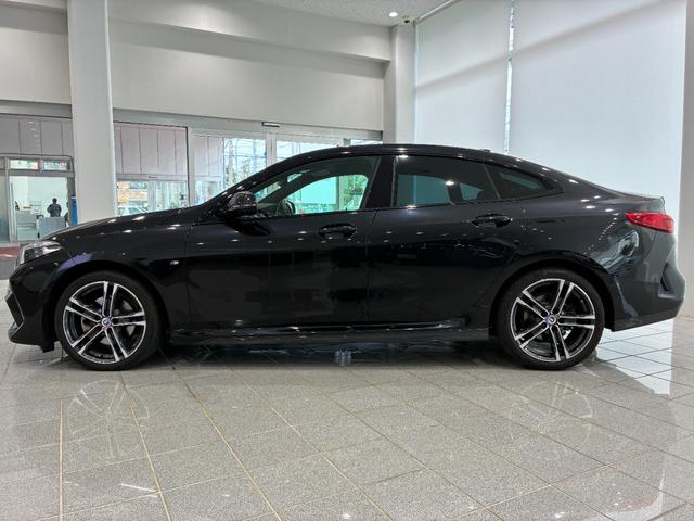 2シリーズ 218dグランクーペ Mスポーツ 全国2年保証 ハーフレザーシート LEDヘッドライト 18インチアルミホイール ACC ETC(5枚目)