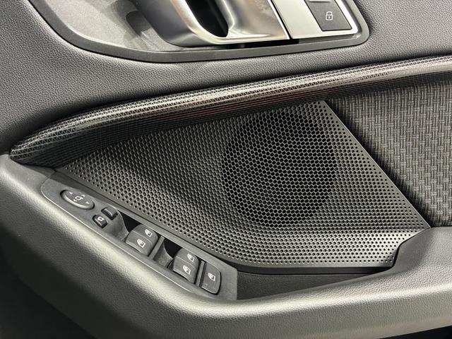 2シリーズ 218dグランクーペ プレイ リアバックカメラ LEDヘッドライト 17インチアルミホイール ACC ETC(32枚目)