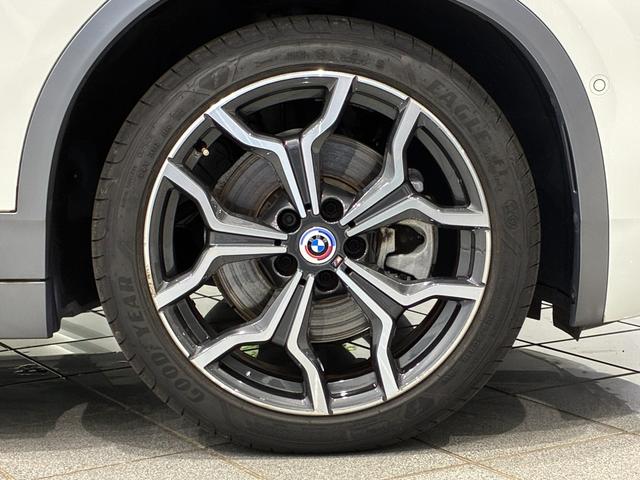 Ｘ２ ｘＤｒｉｖｅ　２０ｄ　ＭスポーツＸ　全国２年保証　ハーフレザーシート　フルセグＴＶチューナー　パワーリアゲート　ＬＥＤヘッドライト　１９インチアルミホイール　ＡＣＣ　ＥＴＣ（6枚目）