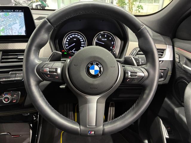 Ｘ２ ｘＤｒｉｖｅ　２０ｄ　ＭスポーツＸ　全国２年保証　ハーフレザーシート　フルセグＴＶチューナー　パワーリアゲート　ＬＥＤヘッドライト　１９インチアルミホイール　ＡＣＣ　ＥＴＣ（14枚目）