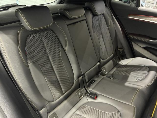 Ｘ２ ｘＤｒｉｖｅ　２０ｄ　ＭスポーツＸ　全国２年保証　ハーフレザーシート　フルセグＴＶチューナー　パワーリアゲート　ＬＥＤヘッドライト　１９インチアルミホイール　ＡＣＣ　ＥＴＣ（22枚目）