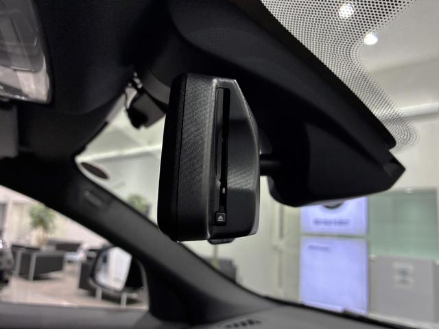 Ｘ２ ｘＤｒｉｖｅ　２０ｄ　ＭスポーツＸ　全国２年保証　ハーフレザーシート　フルセグＴＶチューナー　パワーリアゲート　ＬＥＤヘッドライト　１９インチアルミホイール　ＡＣＣ　ＥＴＣ（28枚目）