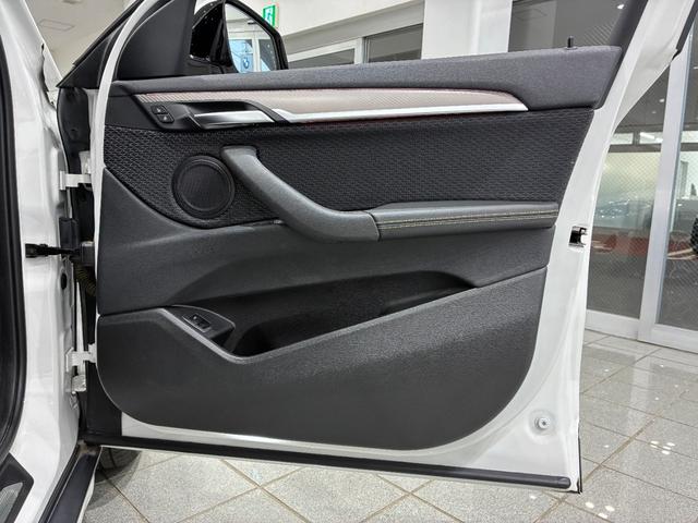 Ｘ２ ｘＤｒｉｖｅ　２０ｄ　ＭスポーツＸ　全国２年保証　ハーフレザーシート　フルセグＴＶチューナー　パワーリアゲート　ＬＥＤヘッドライト　１９インチアルミホイール　ＡＣＣ　ＥＴＣ（31枚目）
