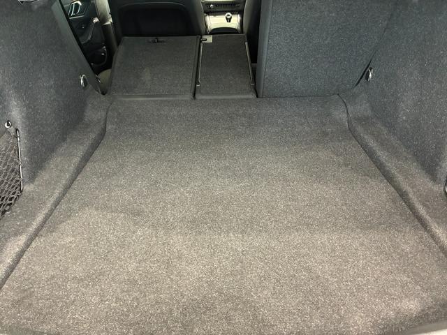 ３シリーズ ３２０ｄ　ｘＤｒｉｖｅ　Ｍスポーツ　ハーフレザーシート　パワーリアゲート　ＬＥＤヘッドライト　１９インチアルミホイール　ＡＣＣ　ＥＴＣ（37枚目）