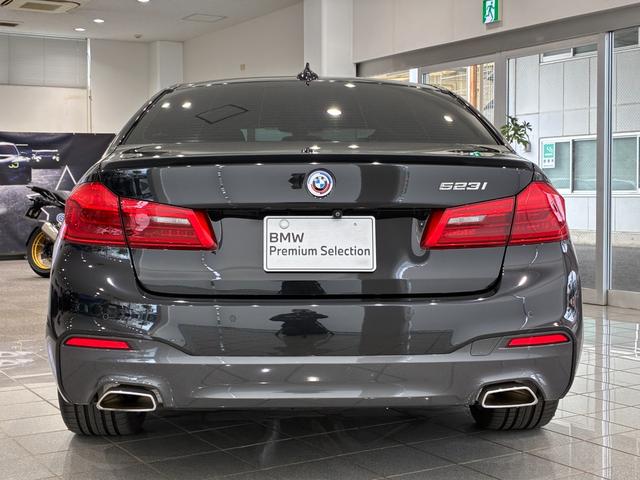 ☆　当社はサービス工場併設でございます。点検車検はもちろんお車へのアドバイスもサービススタッフがさせて頂いております。ＢＭＷマイスターも在籍しており、もしもの時も迅速に対応出来る様に心がけております。