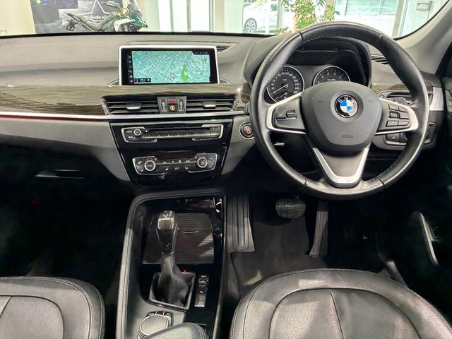 Ｘ１ ｓＤｒｉｖｅ　１８ｉ　ｘライン　レザーシート　パワーリアゲート　ＬＥＤヘッドライト　１８インチアルミホイール　ＥＴＣ（2枚目）