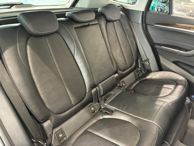 Ｘ１ ｓＤｒｉｖｅ　１８ｉ　ｘライン　レザーシート　パワーリアゲート　ＬＥＤヘッドライト　１８インチアルミホイール　ＥＴＣ（22枚目）