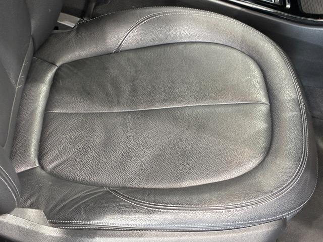 Ｘ１ ｓＤｒｉｖｅ　１８ｉ　ｘライン　レザーシート　パワーリアゲート　ＬＥＤヘッドライト　１８インチアルミホイール　ＥＴＣ（25枚目）