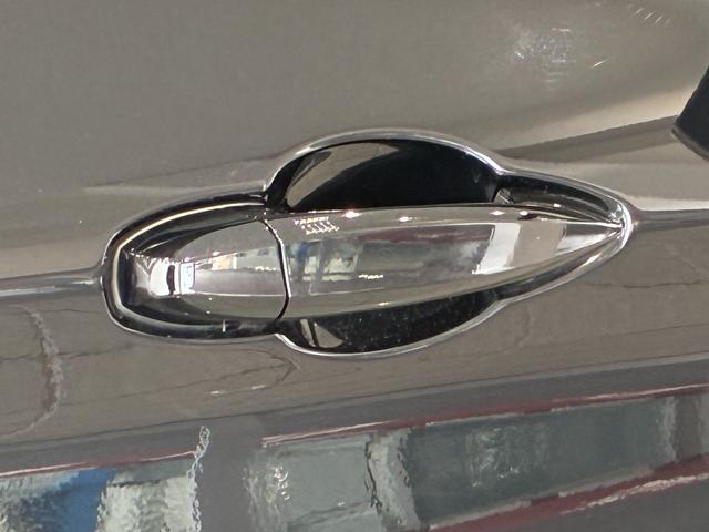 Ｘ１ ｓＤｒｉｖｅ　１８ｉ　ｘライン　レザーシート　パワーリアゲート　ＬＥＤヘッドライト　１８インチアルミホイール　ＥＴＣ（29枚目）