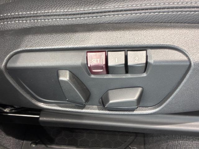 Ｘ１ 　レザーシート　パワーリアゲート　ＬＥＤヘッドライト　１８インチアルミホイール　ＡＣＣ　ＥＴＣ（26枚目）