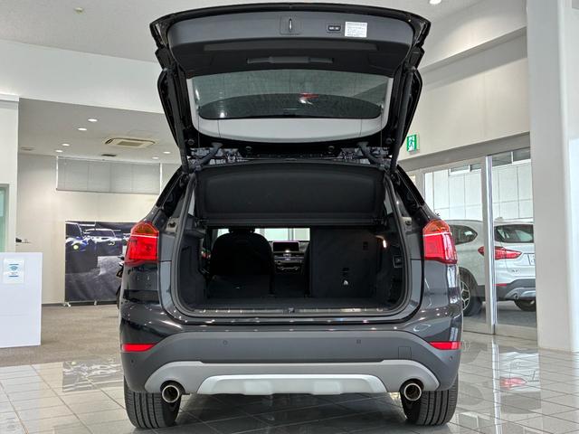 Ｘ１ 　レザーシート　パワーリアゲート　ＬＥＤヘッドライト　１８インチアルミホイール　ＡＣＣ　ＥＴＣ（36枚目）