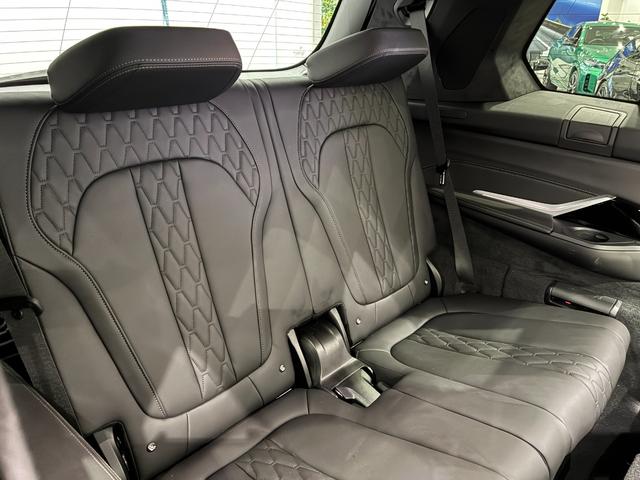 Ｘ７ ｘＤｒｉｖｅ　４０ｄ　Ｍスポーツ　全国２年保証　パノラマガラスサンルーフ　レザーシート　フルセグＴＶチューナー　パワーリアゲート　ＬＥＤヘッドライト　２２インチアルミホイール　ＡＣＣ　ＥＴＣ（23枚目）