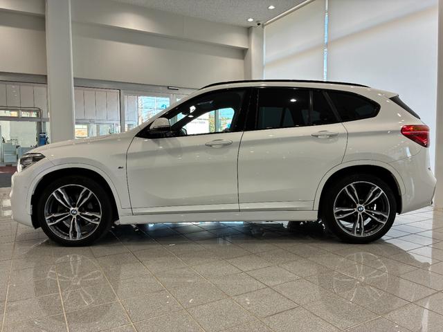 Ｘ１ ｘＤｒｉｖｅ　１８ｄ　Ｍスポーツ　ハーフレザーシート　パワーリアゲート　リアカメラ　ＬＥＤヘッドライト　１９インチアルミホイール　ＥＴＣ（5枚目）