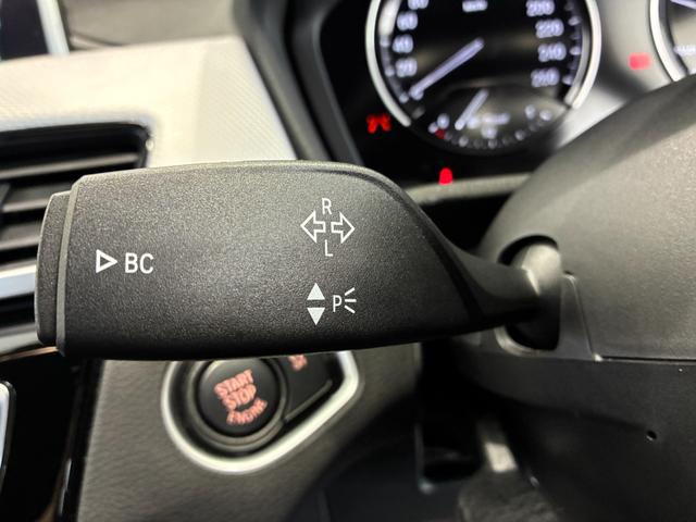 Ｘ１ ｘＤｒｉｖｅ　１８ｄ　Ｍスポーツ　ハーフレザーシート　パワーリアゲート　リアカメラ　ＬＥＤヘッドライト　１９インチアルミホイール　ＥＴＣ（16枚目）